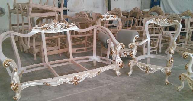 Изготовление классической каркасной мебели