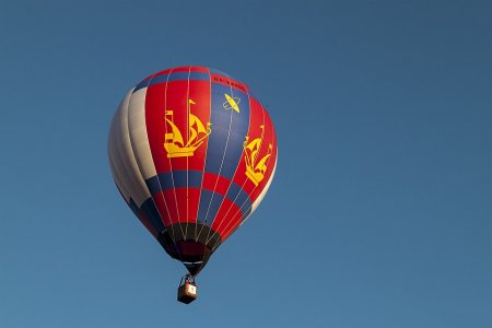 На какую высоту может подняться воздушный шар?